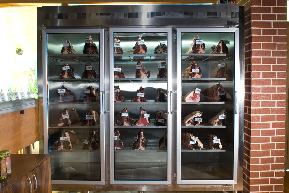 Et Dinlendirme (Dry Aged) Dolapları son zamanların moda konsepti